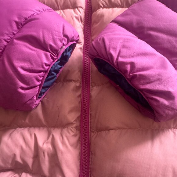 Girls Patagonia Down Jacket - Picture 5 of 9